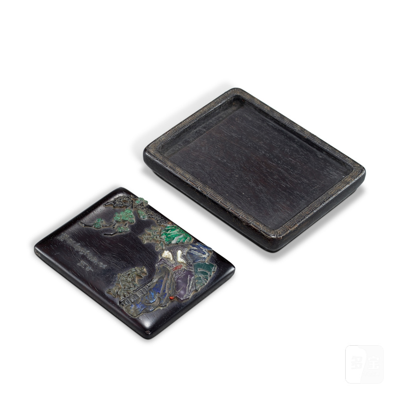 A silver and hardstone-inlaid zitan 'scholar' ink box and cover, Qing dynasty | 清 紫檀錯銀嵌寶蓋硯 - 图2